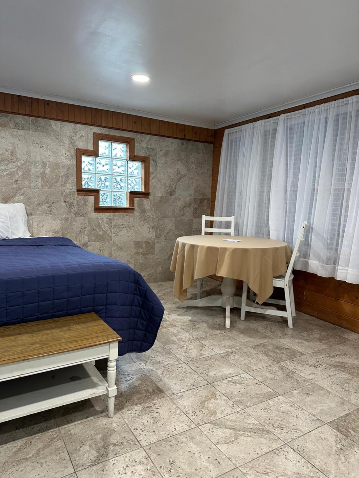 Nautical Motel Хамптън Екстериор снимка